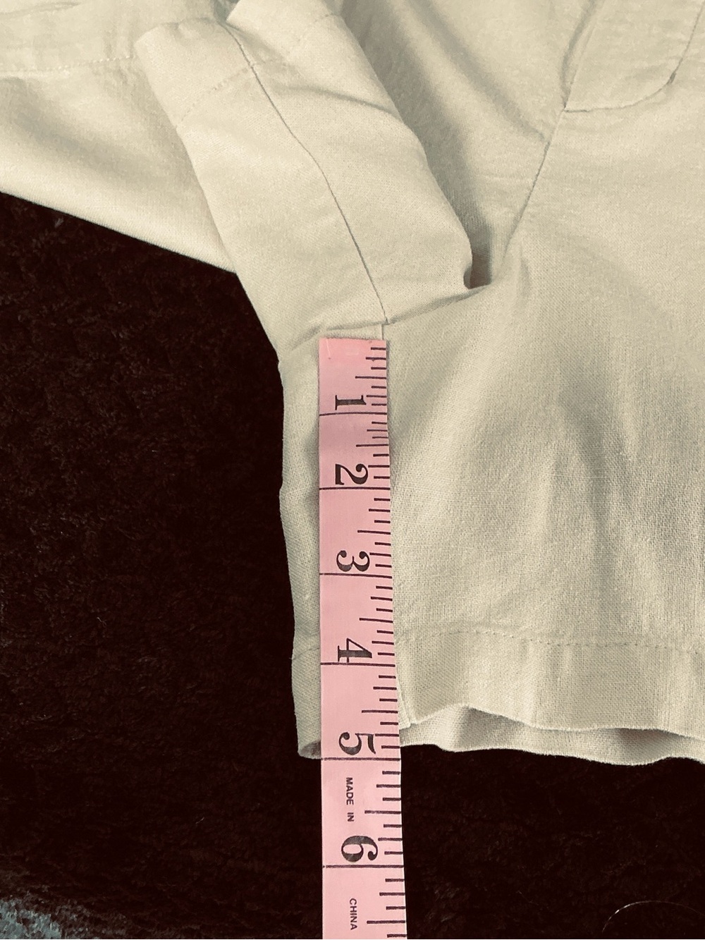 Time and Tru Light Beige Women’s Linen Shorts - Picture 5 of 7